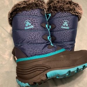Kamik winter snow boots size 4